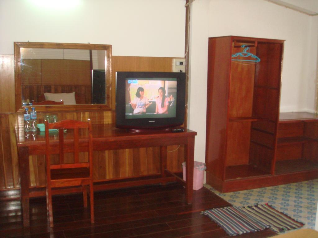 Champa Hotel Pakse Exterior foto