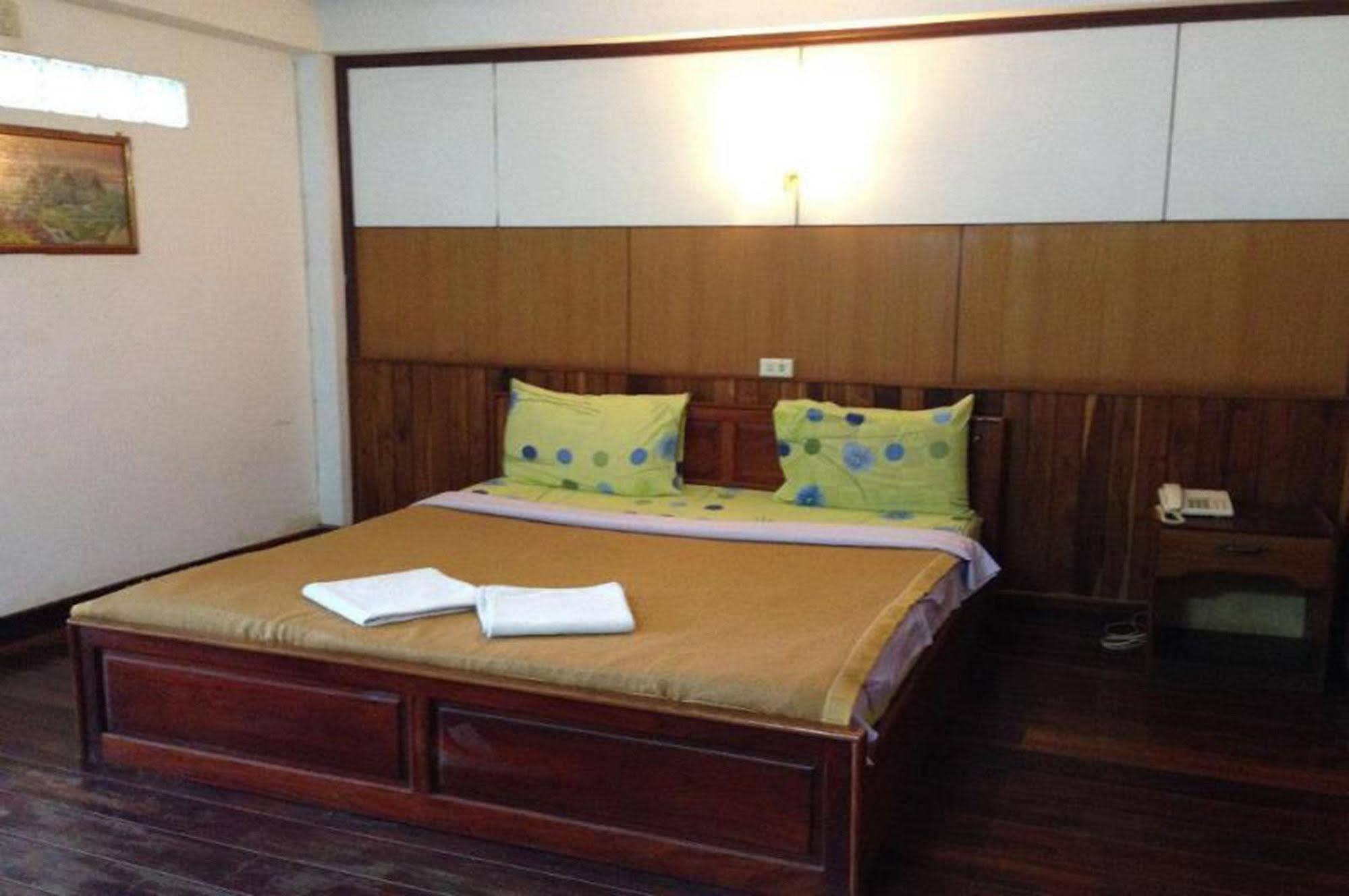 Champa Hotel Pakse Exterior foto